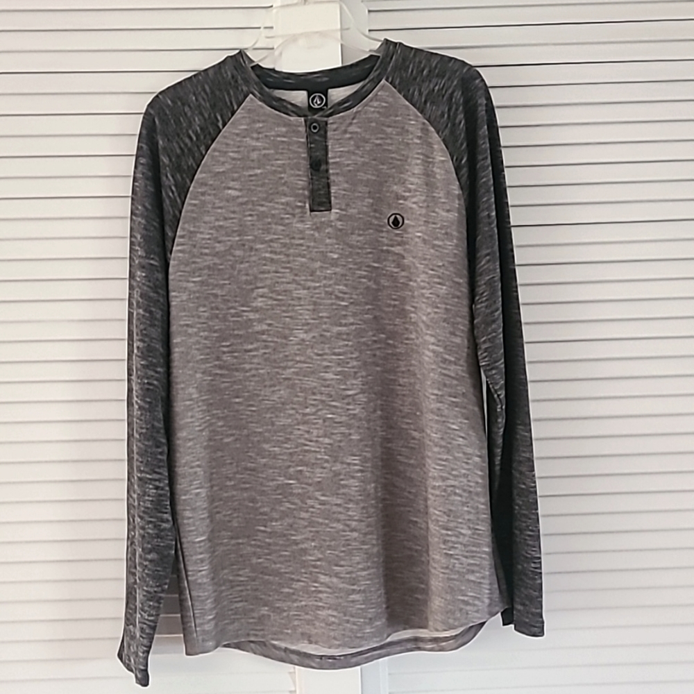 Volcom Henley Lg Slv Colorblock Shirt. Sz L.  Gray